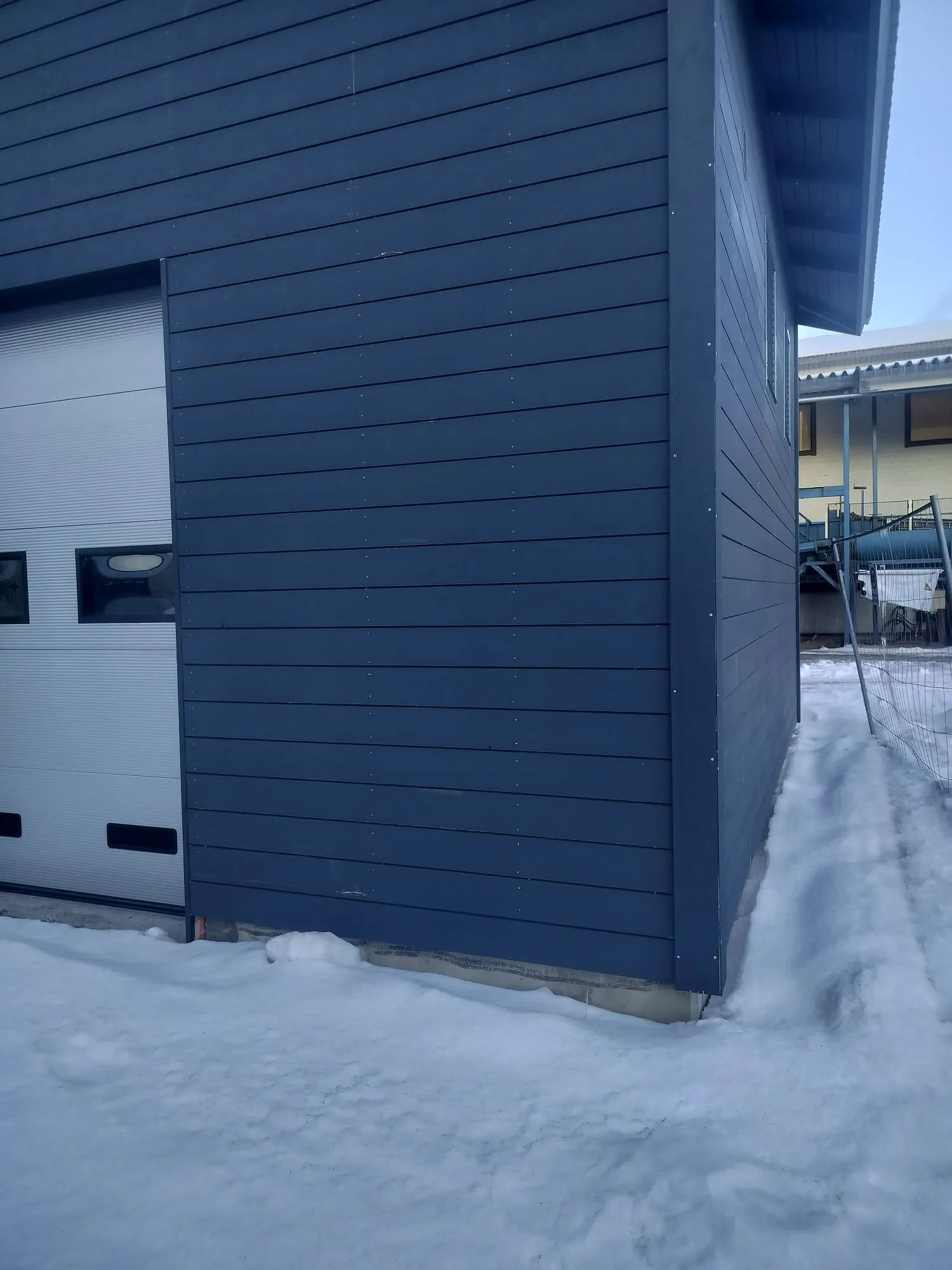 Ulkoverhous referenssi